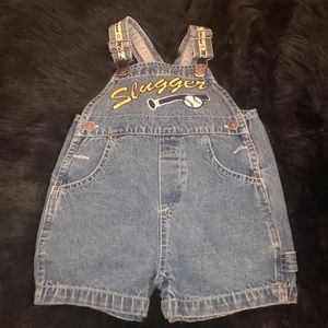 Short overalls